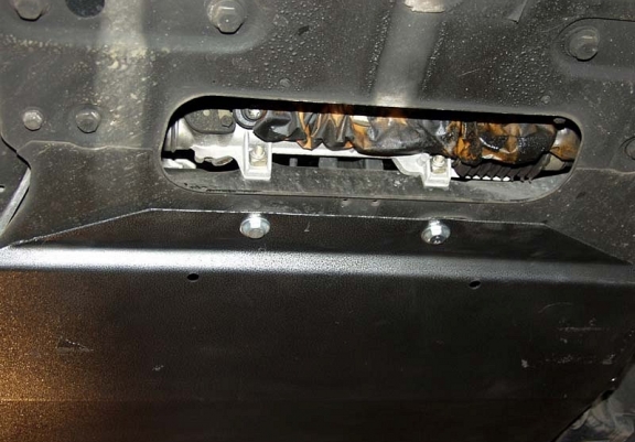 Unterfahrschutz für Motor der Marke Peugeot 306