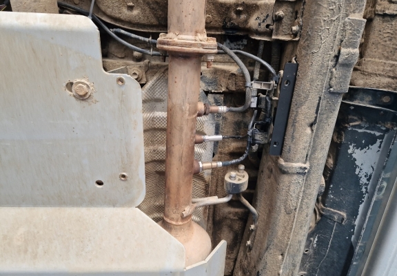 Stahlschutz für DPF Sensoren der Marke Toyota Hilux