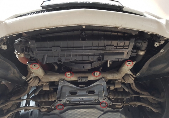 Unterfahrschutz für Motor der Marke Mercedes E-Class W212