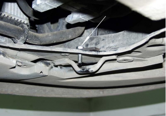 Unterfahrschutz für Motor der Marke Peugeot 607