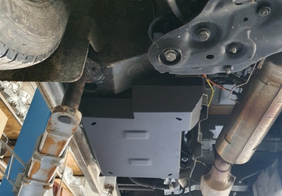 Stahlschutz für AdBluetank der Marke  Renault Master 3  - Model 2