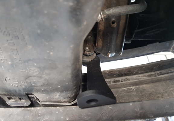 Unterfahrschutz für Motor der Marke Skoda Octavia 1